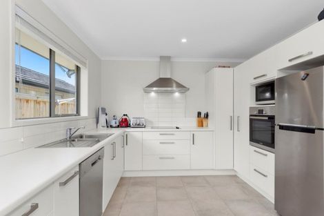 Photo of property in 19d Rewarewa Place, Matua, Tauranga, 3110