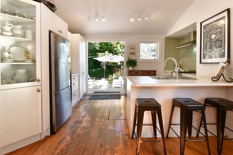 Photo of property in 25 Kowhai Street, Helensville, 0800