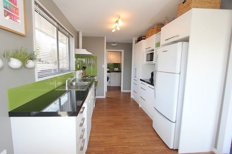 Photo of property in 12 Malabar Crescent, Broomfield, Christchurch, 8042