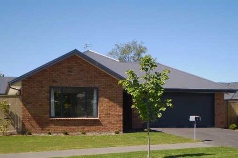 Photo of property in 8 Mokihi Gardens, Hillmorton, Christchurch, 8024