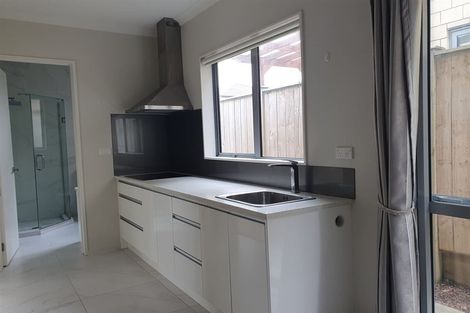 Photo of property in 8 Fong Road, Flat Bush, Auckland, 2019