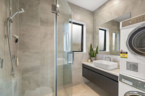 Photo of property in 30 Hikuawa Road, Flat Bush, Auckland, 2019