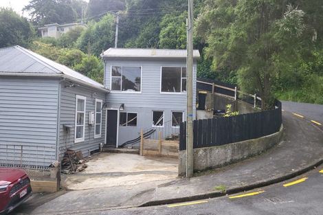 Photo of property in 71 Gladstone Road North, Dalmore, Dunedin, 9010