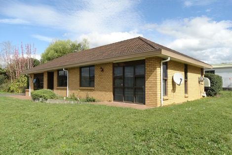 Photo of property in 8 Simons Road, Poroti, Whangarei, 0179