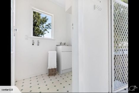 Photo of property in 12 Orsova Place, Lynfield, Auckland, 1042