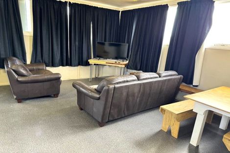 Photo of property in 5 Kirk Street, Middlemarch, 9597