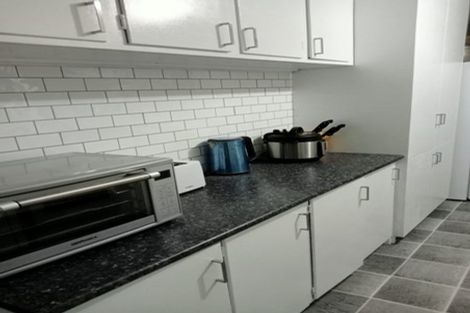 Photo of property in 11 Iredale Road, Hawera, 4610