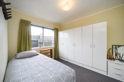 Photo of property in 17 Cargill Grove, Kelvin Grove, Palmerston North, 4414