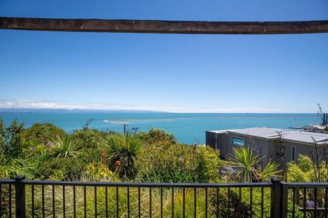 Photo of property in 22 Albert Road, Stepneyville, Nelson, 7010