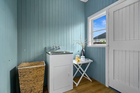 Photo of property in 76 Williams Street, Cambridge, 3434