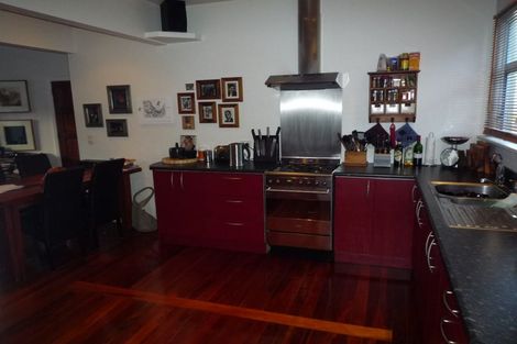 Photo of property in 18 Earls Road, Saint Clair, Dunedin, 9012