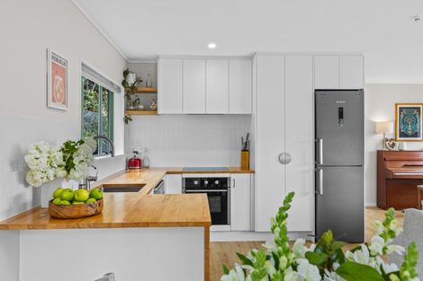 Photo of property in 11b Mollyhawk Rise, Arkles Bay, Whangaparaoa, 0932