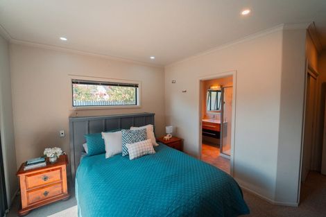 Photo of property in 5a Cornwall Road, Taradale, Napier, 4112