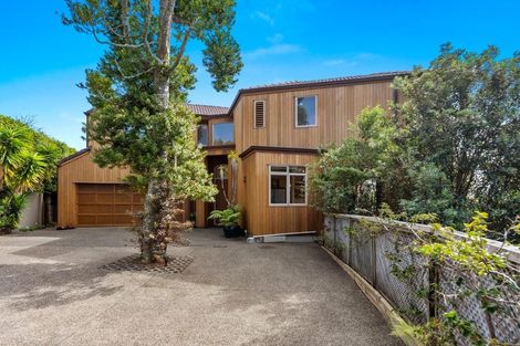 Photo of property in 3/56 Castor Bay Road, Castor Bay, Auckland, 0620