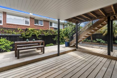 Photo of property in 2/15 Walter Street, Hauraki, Auckland, 0622