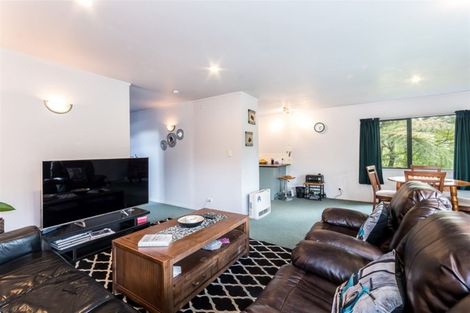 Photo of property in 2/45 Flaxdale Street, Birkdale, Auckland, 0626