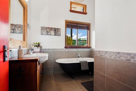 Photo of property in 397b Tauraroa Road, Maungakaramea, Whangarei, 0178