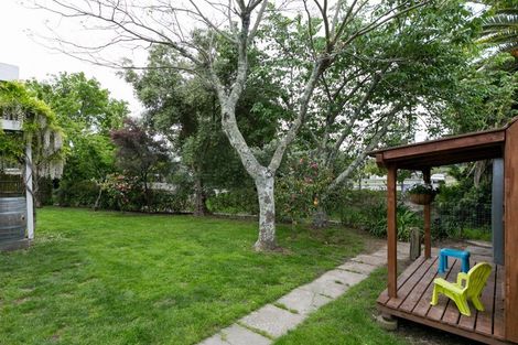 Photo of property in 16 Ngarimu Crescent, Taradale, Napier, 4112