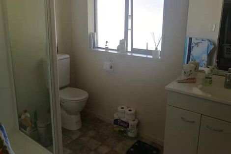 Photo of property in 57 Staveley Street, Avonhead, Christchurch, 8042