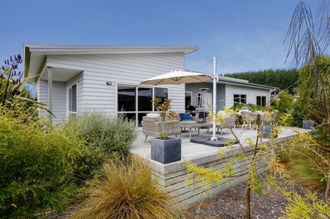 Photo of property in 4 John Norrie Place, Motuoapa, 3382