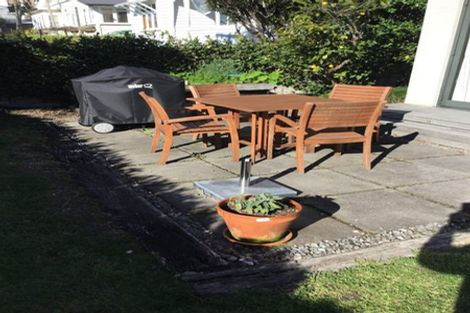 Photo of property in 1/5 Sinclair Street, Devonport, Auckland, 0624