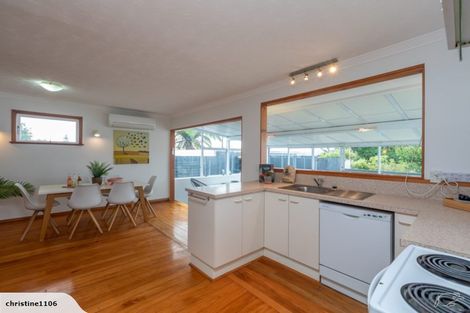 Photo of property in 51 Aorangi Road, Paraparaumu, 5032