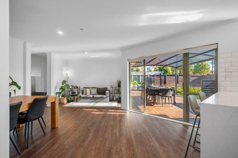 Photo of property in 2 Autumn Place, Ohauiti, Tauranga, 3112