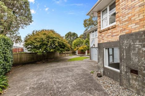 Photo of property in 62 Huatoki Street, Vogeltown, New Plymouth, 4310
