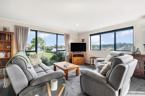 Photo of property in 9 Mcgowan Rise, Tuakau, 2121