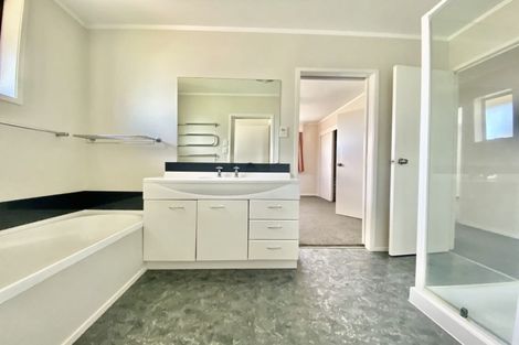 Photo of property in 179 Hobsonville Road, Hobsonville, Auckland, 0618