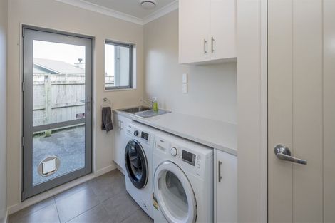 Photo of property in 26 Okarito Avenue, Levin, 5510