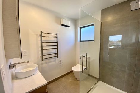 Photo of property in 2/434 Armagh Street, Linwood, Christchurch, 8011