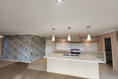 Photo of property in 84 Kidd Road, Waiuku, 2682