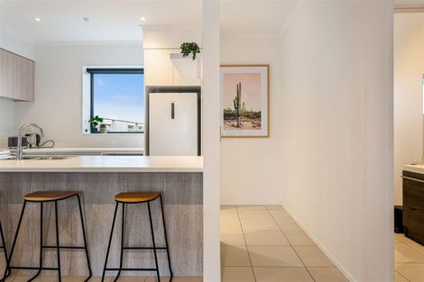 Photo of property in 217 Hobsonville Point Road, Hobsonville, Auckland, 0616