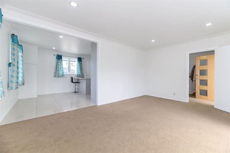 Photo of property in 54 Glen Road, Ranui, Auckland, 0612