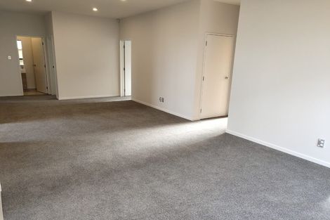 Photo of property in 1 Castlepoint Avenue, Takanini, 2110