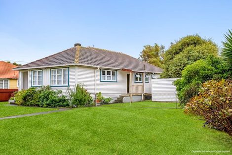 Photo of property in 64 Harper Street, Gonville, Whanganui, 4501