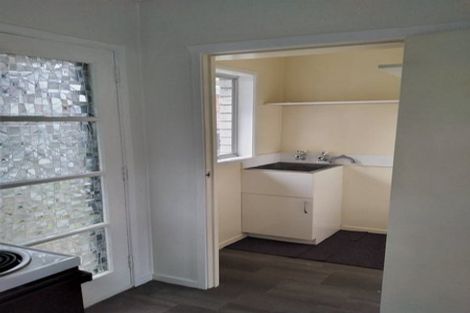 Photo of property in 1/47 Bentley Avenue, Glenfield, Auckland, 0629