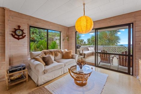 Photo of property in 99 Waitea Road, Muriwai, Waimauku, 0881