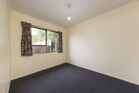 Photo of property in 9 Shamrock Street, Takaro, Palmerston North, 4412