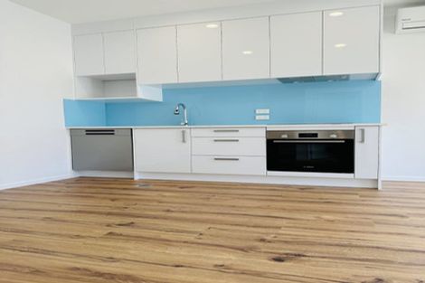 Photo of property in 23c Crystal Avenue, Glendene, Auckland, 0602