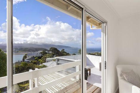 Photo of property in 25a Houghton Bay Road, Houghton Bay, Wellington, 6023