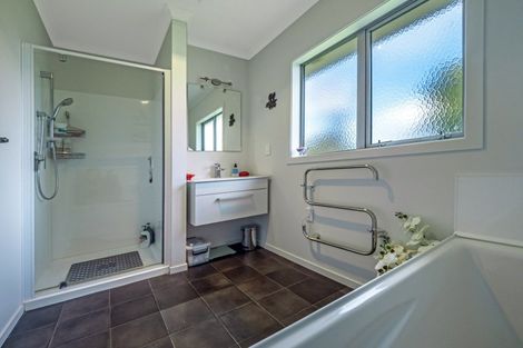 Photo of property in 21 Ormond Street, Woodville, 4920