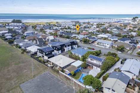 Photo of property in 4/10 Keppel Street, New Brighton, Christchurch, 8083