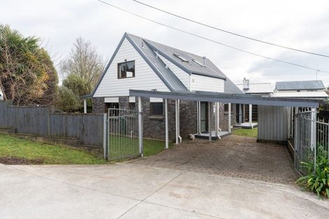 Photo of property in 59a Tuhikaramea Road, Dinsdale, Hamilton, 3204