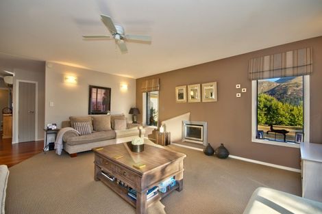 Photo of property in 14 Morning Star Terrace, Arthurs Point, Queenstown, 9371