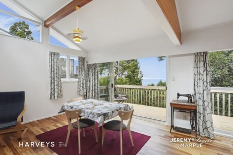 Photo of property in 47 Takahe Road, Titirangi, Auckland, 0604