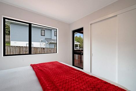 Photo of property in 1/86a West Drive, West Harbour, Auckland, 0618