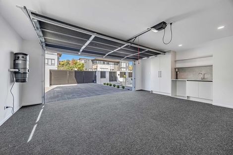 Photo of property in 9 Michael Richard Place, East Tamaki Heights, Auckland, 2016