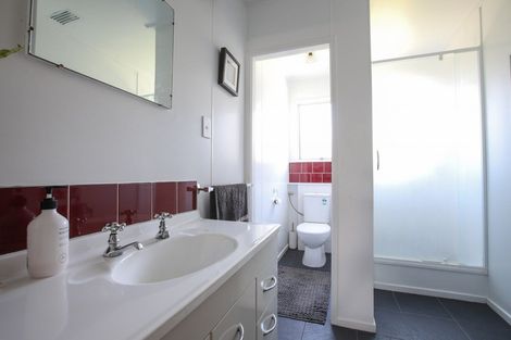 Photo of property in 8 Home Street, Winton, 9720